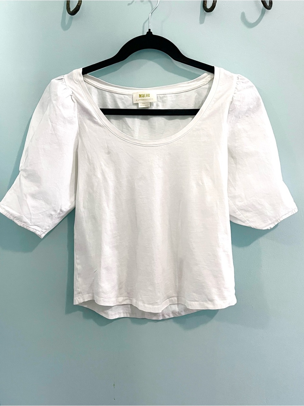 Maeve Anthropologie White Scoop Neck Puff Sleeve Top